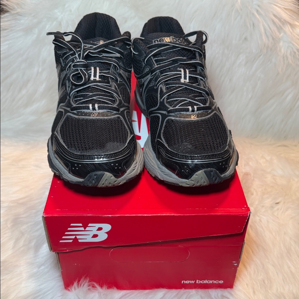 Women’s 1260 New Balance Black and Gray Athletic Shoes